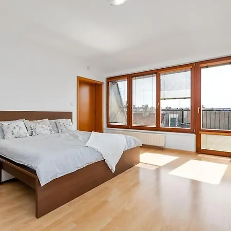 Primaxarya - Maisonette Right On The Main Square With Breath Taking 360 Views Of * Bratislava