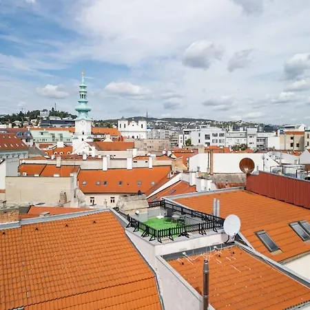 Primaxarya - Maisonette Right On The Main Square With Breath Taking 360 Views Of Apartment Bratislava
