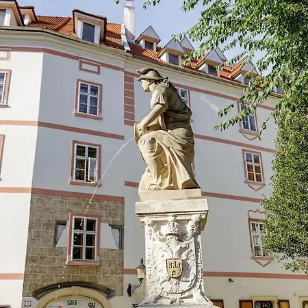 Penthouse 360 Castle View - In The Heart Of Old Town Apartman *