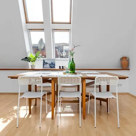 Primaxarya - Maisonette Right On The Main Square With Breath Taking 360 Views Of Apartment Bratislava