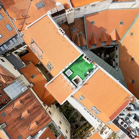 Primaxarya - Maisonette Right On The Main Square With Breath Taking 360 Views Of Bratislava