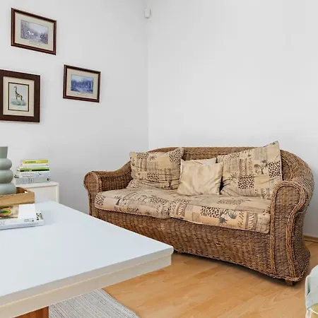 Apartment Primaxarya - Maisonette Right On The Main Square With Breath Taking 360 Views Of