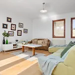 Apartment Penthouse 360 Castle View - In The Heart Of Old Town *