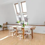 Apartment Penthouse 360 Castle View - In The Heart Of Old Town Pressburg