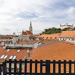 Penthouse 360 Castle View - In The Heart Of Old Town