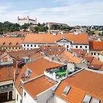 Penthouse 360 Castle View - In The Heart Of Old Town *