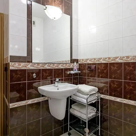 Penthouse 360 Castle View - In The Heart Of Old Town 아파트 *