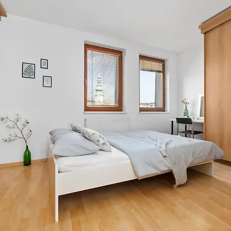 Penthouse 360 Castle View - In The Heart Of Old Town 아파트 *