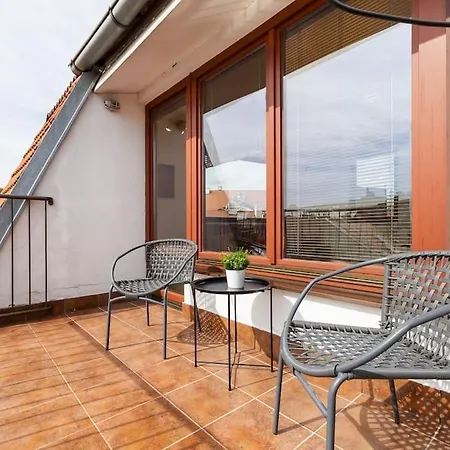 아파트 Penthouse 360 Castle View - In The Heart Of Old Town 브라티슬라바