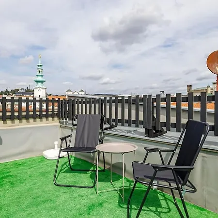 Penthouse 360 Castle View - In The Heart Of Old Town 아파트