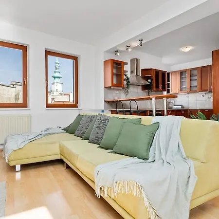 아파트 Penthouse 360 Castle View - In The Heart Of Old Town
