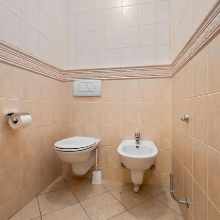 아파트 Penthouse 360 Castle View - In The Heart Of Old Town