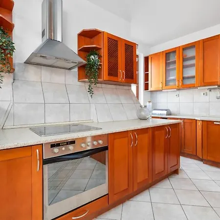 아파트 Penthouse 360 Castle View - In The Heart Of Old Town