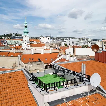 Penthouse 360 Castle View - In The Heart Of Old Town 아파트 *